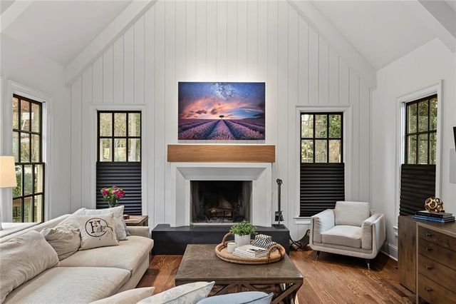 590 Windsor Parkway, Atlanta, GA 30342