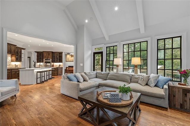 590 Windsor Parkway, Atlanta, GA 30342