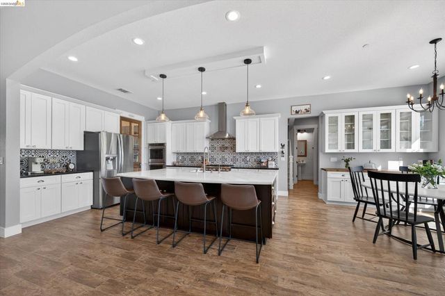 2151 Bartels Dr, Knightsen, CA 94548