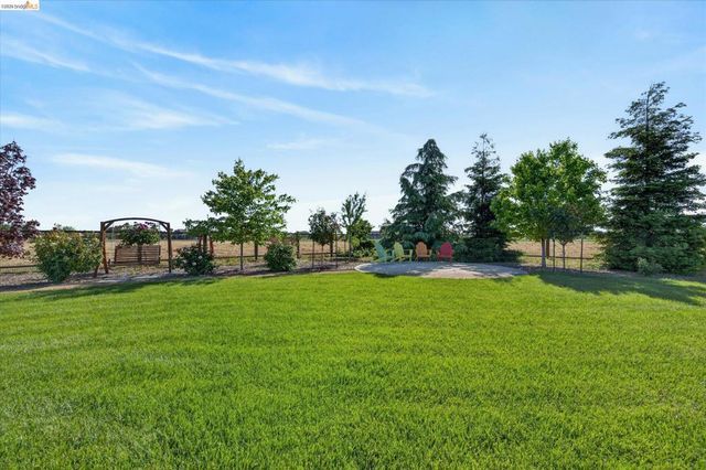 2151 Bartels Dr, Knightsen, CA 94548