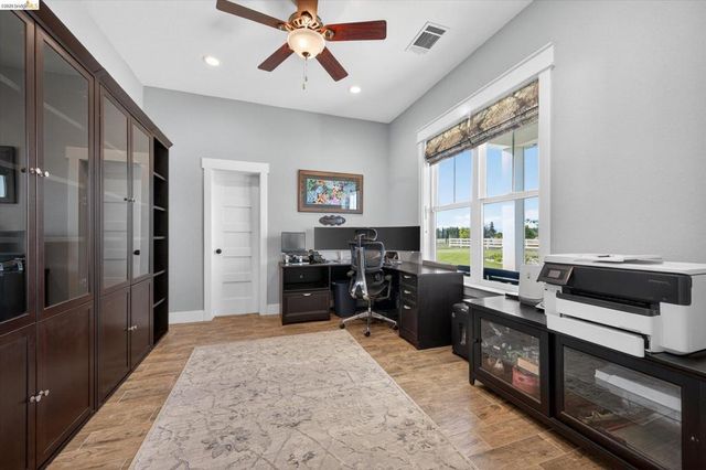 2151 Bartels Dr, Knightsen, CA 94548