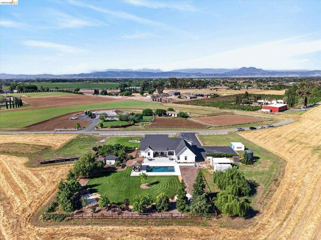 2151 Bartels Dr, Knightsen, CA 94548