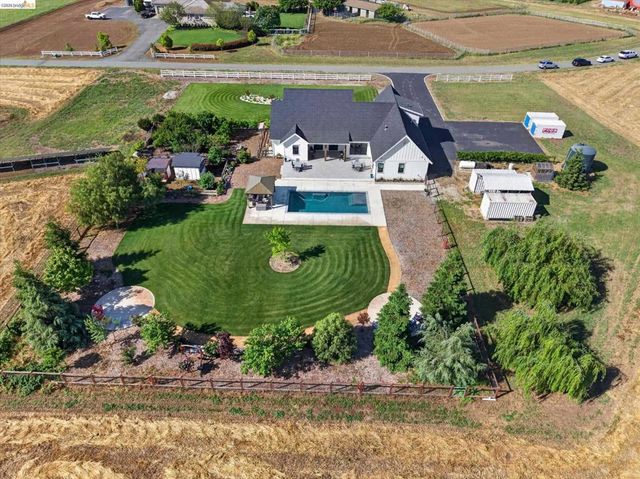 2151 Bartels Dr, Knightsen, CA 94548