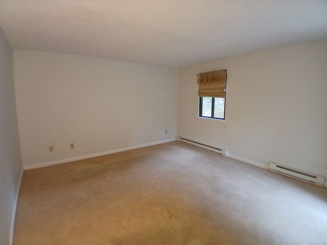 500 Heritage Village A, Southbury, CT 06488