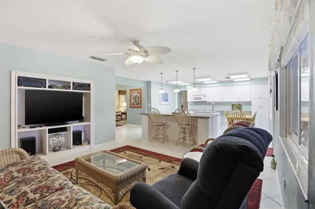 2921 NW 3OTH TERRACE, Gainesville, FL 32605