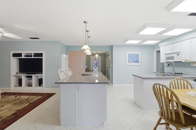 2921 NW 3OTH TERRACE, Gainesville, FL 32605