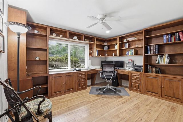 2921 NW 3OTH TERRACE, Gainesville, FL 32605