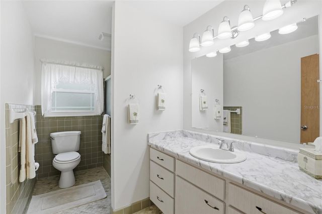 2921 NW 3OTH TERRACE, Gainesville, FL 32605