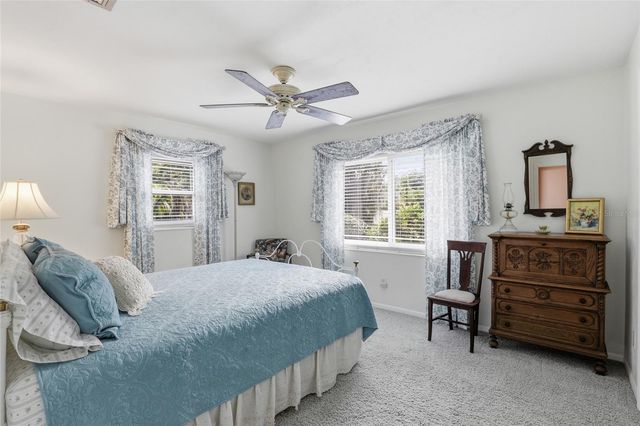 2921 NW 3OTH TERRACE, Gainesville, FL 32605