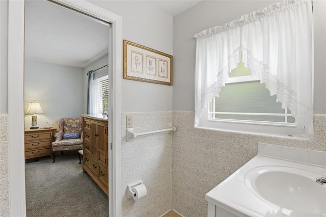 2921 NW 3OTH TERRACE, Gainesville, FL 32605