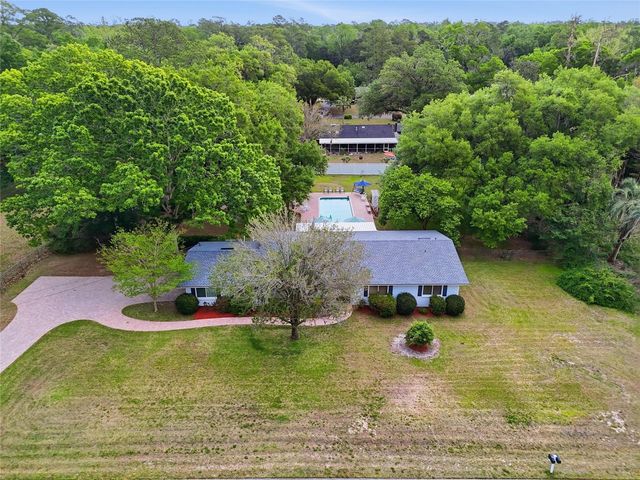 2921 NW 3OTH TERRACE, Gainesville, FL 32605