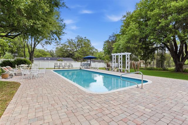 2921 NW 3OTH TERRACE, Gainesville, FL 32605