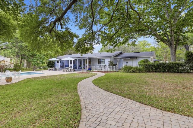 2921 NW 3OTH TERRACE, Gainesville, FL 32605