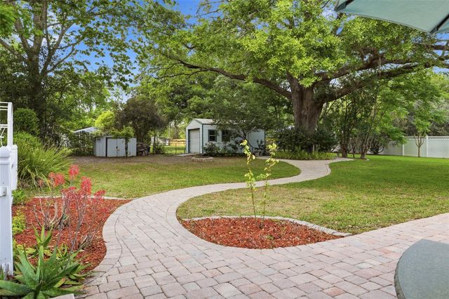 2921 NW 3OTH TERRACE, Gainesville, FL 32605