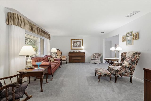 2921 NW 3OTH TERRACE, Gainesville, FL 32605