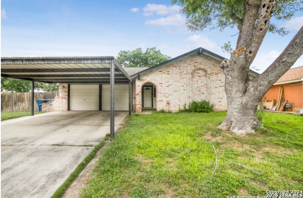 5003 STARFIRE ST, San Antonio, TX 78219