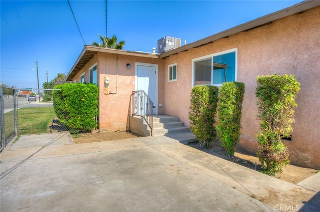 1101 Eureka, Bakersfield, CA 93305