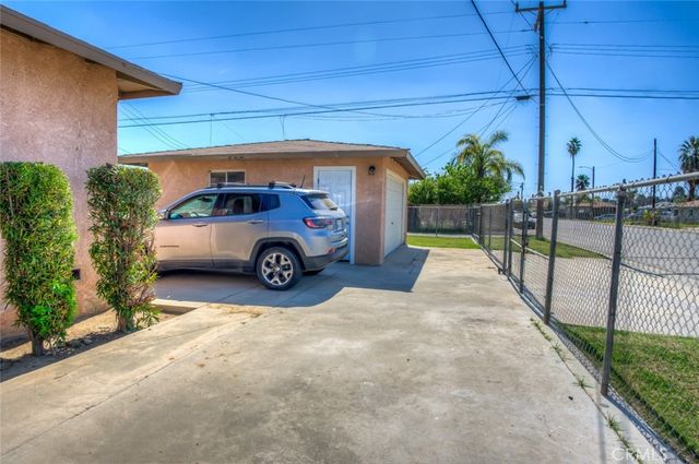 1101 Eureka, Bakersfield, CA 93305