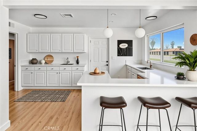 1101 Eureka, Bakersfield, CA 93305