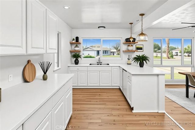 1101 Eureka, Bakersfield, CA 93305