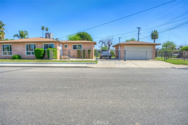 1101 Eureka, Bakersfield, CA 93305