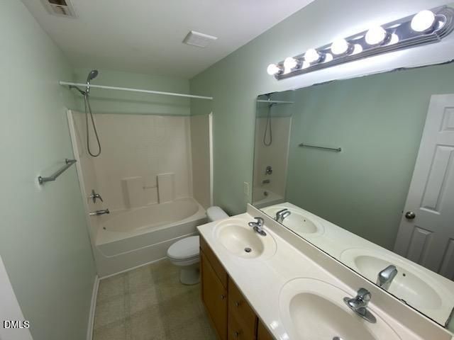 4004 Volkswalk Place, Raleigh, NC 27610