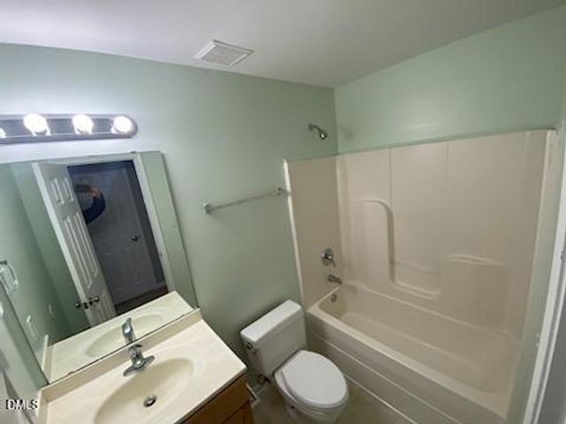 4004 Volkswalk Place, Raleigh, NC 27610