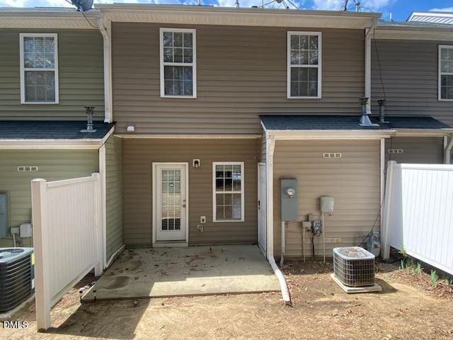 4004 Volkswalk Place, Raleigh, NC 27610