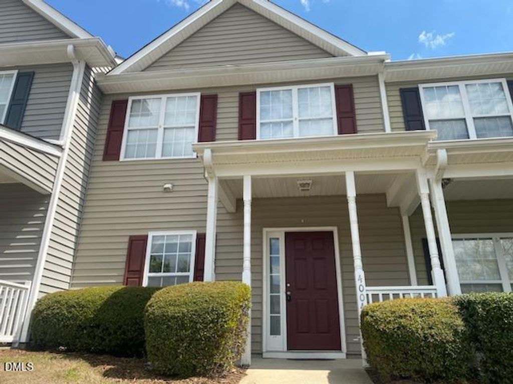 4004 Volkswalk Place, Raleigh, NC 27610