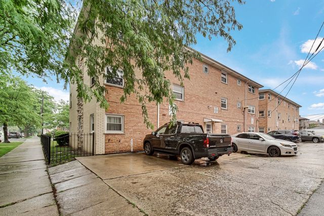 5700 W Montrose Avenue 3D, Chicago, IL 60634