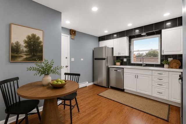 5700 W Montrose Avenue 3D, Chicago, IL 60634