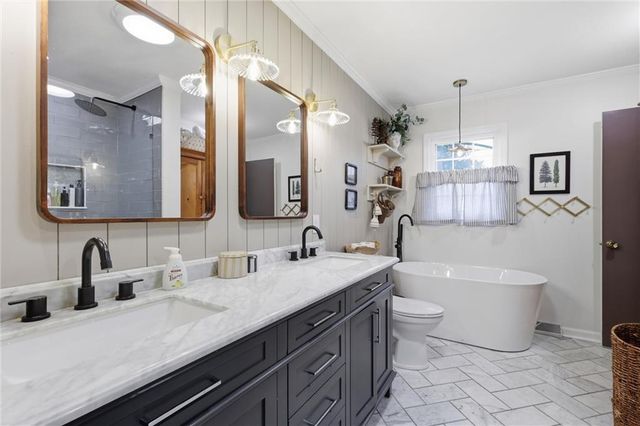 1203 Charles Street, Harrisonville, MO 64701