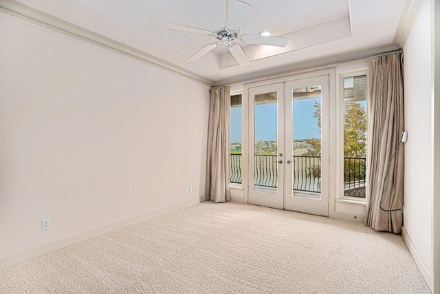 427 E Shore Drive, Clear Lake Shores, TX 77565