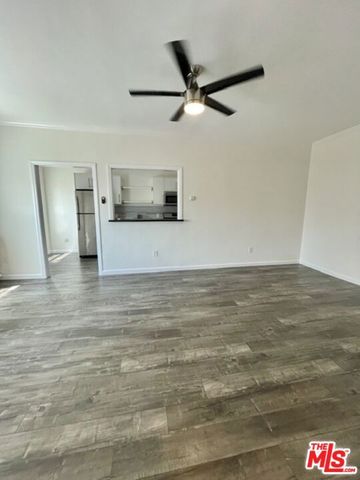 814 S Hobart Boulevard 404, Los Angeles, CA 90005
