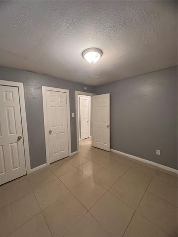 4807 Mallow Street 5, Houston, TX 77033