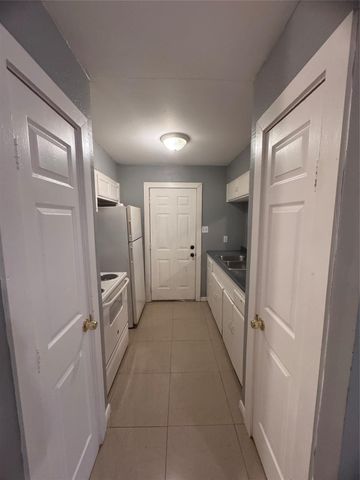 4807 Mallow Street 5, Houston, TX 77033