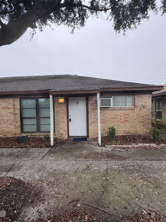 4807 Mallow Street 5, Houston, TX 77033