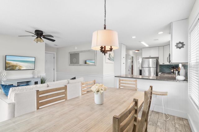 11 Beachside Drive UNIT 323, Santa Rosa Beach, FL 32459