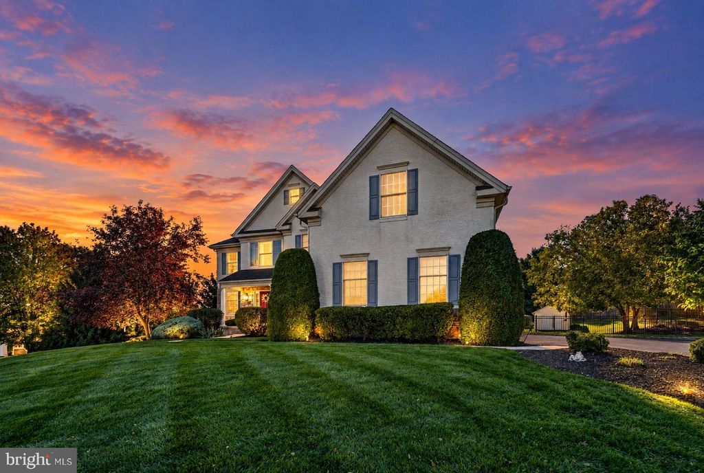 9 WILLIAMSON LN, LAMBERTVILLE, NJ 08530 — exterior