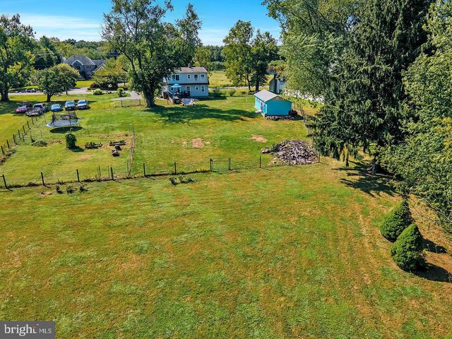 254 FRIENDSHIP RD, Cranbury, NJ 08512