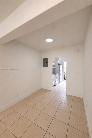 935 Bay Dr 3, Miami Beach, FL 33141