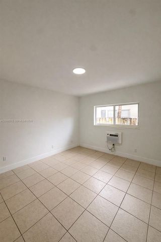 935 Bay Dr 3, Miami Beach, FL 33141