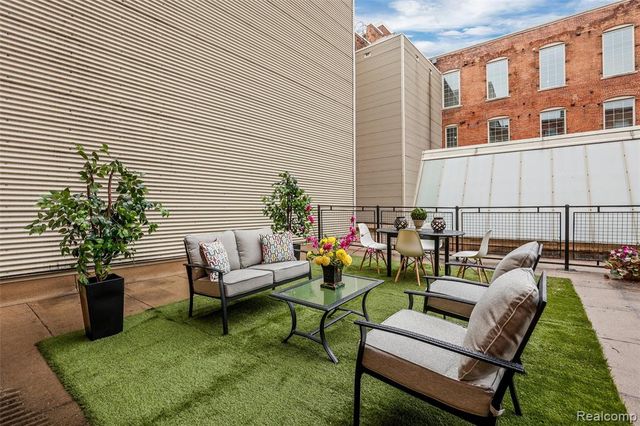 200 River Pl 13, Detroit, MI 48207