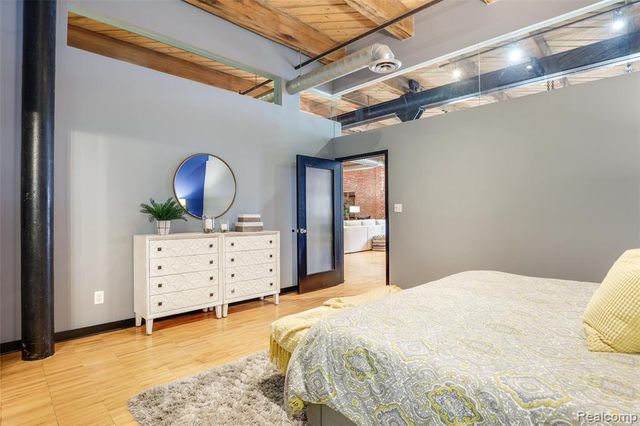 200 River Pl 13, Detroit, MI 48207