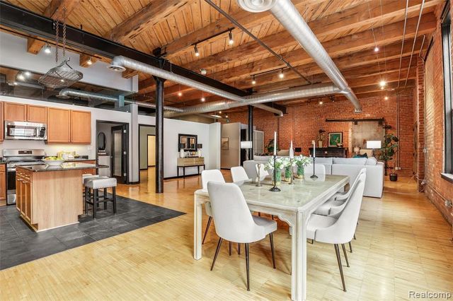 200 River Pl 13, Detroit, MI 48207