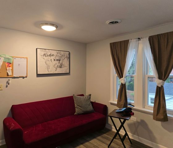 8643 Ferris Avenue, Morton Grove, IL 60053