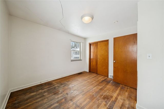 2916 6th Ave, Beaver Falls, PA 15010