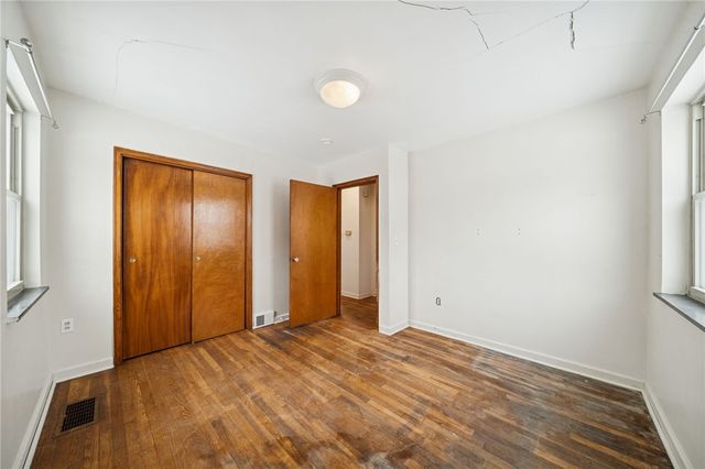 2916 6th Ave, Beaver Falls, PA 15010