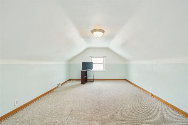 2916 6th Ave, Beaver Falls, PA 15010