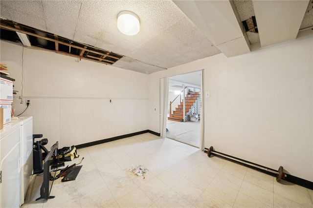 2916 6th Ave, Beaver Falls, PA 15010